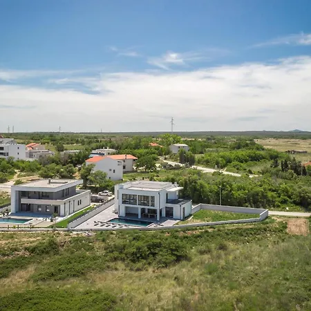 Villa Nin