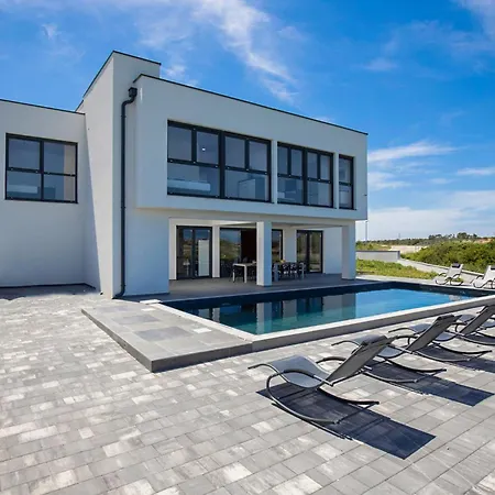 Tatil Evi Villa Nin *