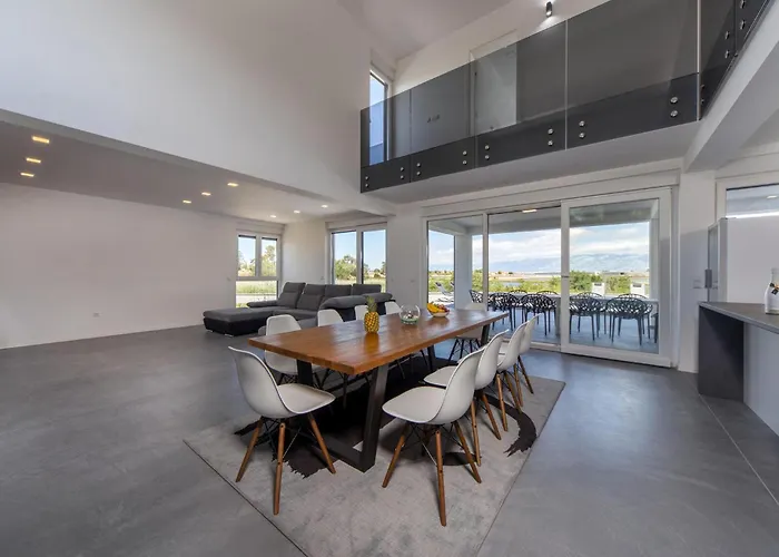 Villa Nin בית נופש *