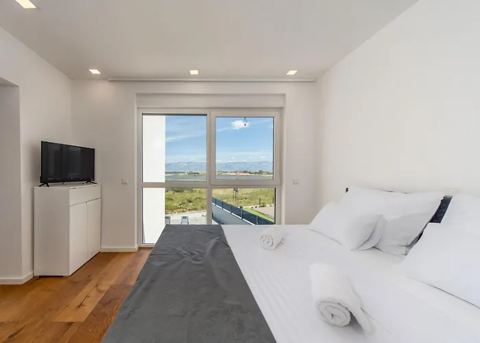 בית נופש Villa Nin נין